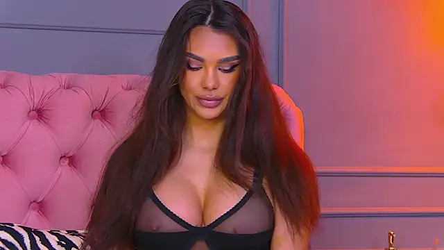 Snapshot of Nicole_Diva chatting on February 16, 2025, 6:54 am Nicole Diva online show from February 16, 2025, 6:54 am