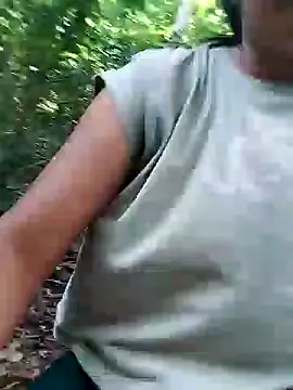 Snapshot of Danna-linyi chatting on January 13, 2025, 4:19 pm Danna-linyi online show from January 13, 2025, 4:19 pm