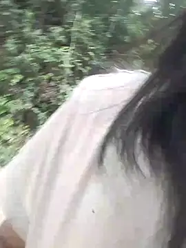 Snapshot of Danna-linyi chatting on February 19, 2025, 9:14 pm Danna-linyi online show from February 19, 2025, 9:14 pm