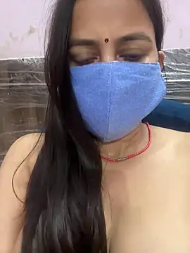 Snapshot of nehas chatting on February 28, 2025, 7:46 pm nehas online show from February 28, 2025, 7:46 pm