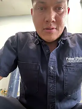 Snapshot of angeldeldiablo1592 chatting on March 13, 2026, 11:55 pm angeldeldiablo1592 online show from March 13, 2026, 11:55 pm