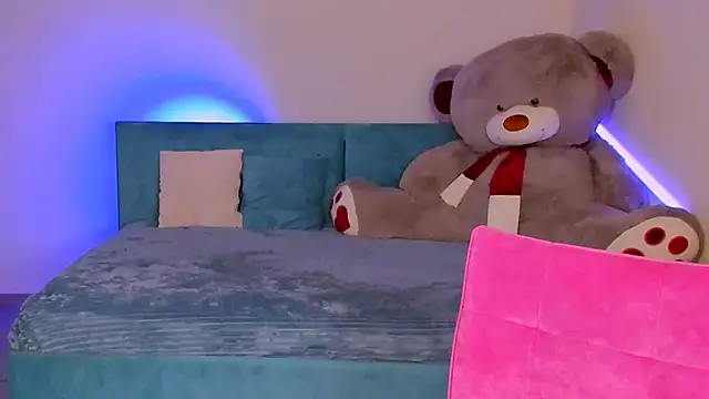 Snapshot of evaharve chatting on February 22, 2025, 7:56 am evaharve online show from February 22, 2025, 7:56 am