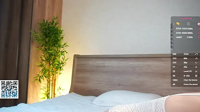 Snapshot of WiloneEsse chatting on October 19, 2025, 3:23 pm WiloneEsse online show from October 19, 2025, 3:23 pm