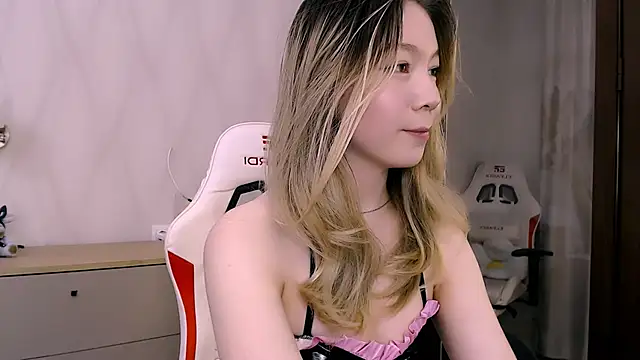 Babby Rabbit online show from November 7, 2025, 6:41 pm