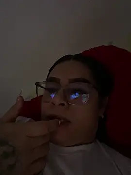 Snapshot of Dulce_smith_1 chatting on April 27, 2026, 12:19 am Dulce smith 1 online show from April 27, 2026, 12:19 am