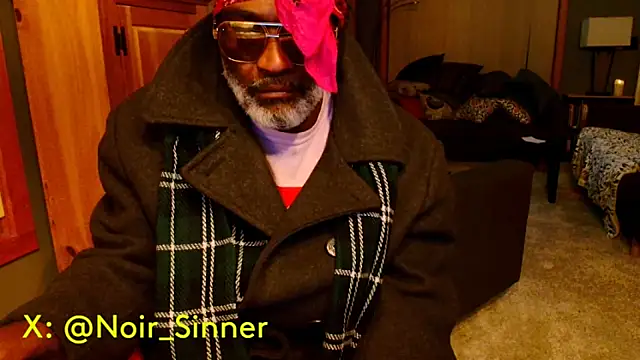 sinnernoir online show from March 13, 2026, 3:35 am