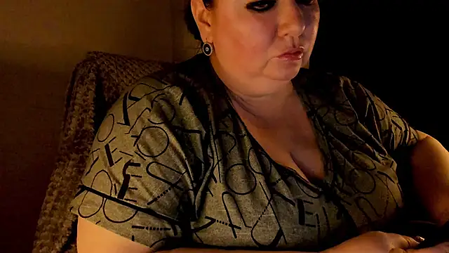 SexxyDreams1 online show from December 24, 2024, 9:22 pm