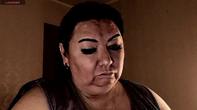 Snapshot of SexxyDreams1 chatting on February 1, 2026, 4:00 am SexxyDreams1 online show from February 1, 2026, 4:00 am