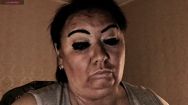 Snapshot of SexxyDreams1 chatting on March 6, 2026, 10:17 pm SexxyDreams1 online show from March 6, 2026, 10:17 pm