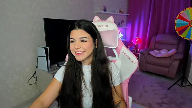 AlluringAriel online show from December 5, 2025, 7:32 pm