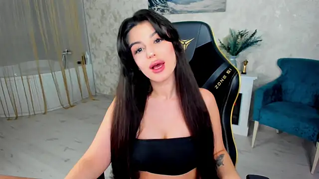 AlluringAriel online show from May 15, 2026, 11:06 am