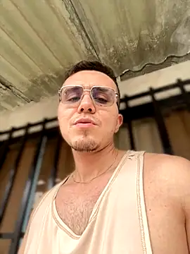 adam-rivera online show from November 15, 2025, 5:42 pm