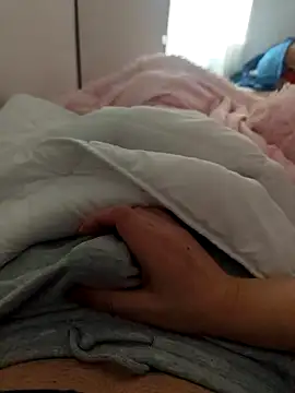 Snapshot of ariel-rick chatting on March 11, 2026, 10:54 am ariel-rick online show from March 11, 2026, 10:54 am