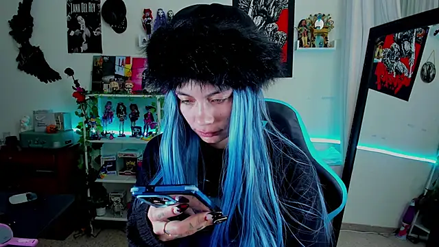 Snapshot of _sakae_ chatting on November 8, 2025, 8:25 am sakae online show from November 8, 2025, 8:25 am