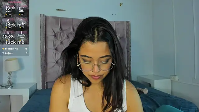 Ariana Pierce online show from February 7, 2025, 8:01 am