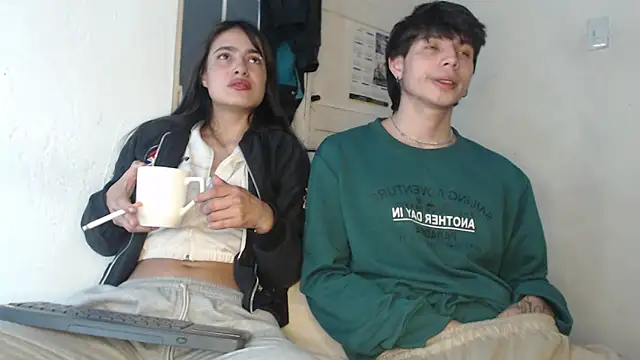 Snapshot of pervertsteens3 chatting on October 24, 2025, 5:04 am pervertsteens3 online show from October 24, 2025, 5:04 am