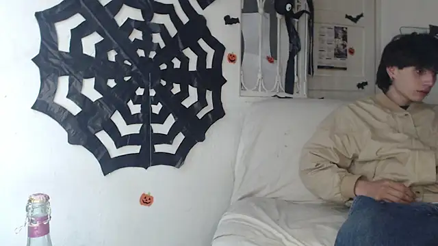 Snapshot of pervertsteens3 chatting on November 2, 2025, 10:06 am pervertsteens3 online show from November 2, 2025, 10:06 am