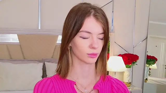 MeganMour online show from November 25, 2025, 5:02 pm