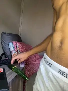 Snapshot of fathomless chatting on December 13, 2024, 10:08 am fathomless online show from December 13, 2024, 10:08 am