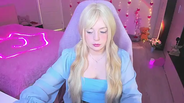 Amy honey angel online show from March 11, 2025, 8:41 am