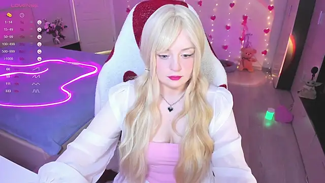 Amy honey angel online show from March 19, 2025, 8:55 am