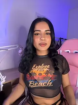 Snapshot of Emily-14 chatting on September 24, 2025, 2:15 am Emily-14 online show from September 24, 2025, 2:15 am