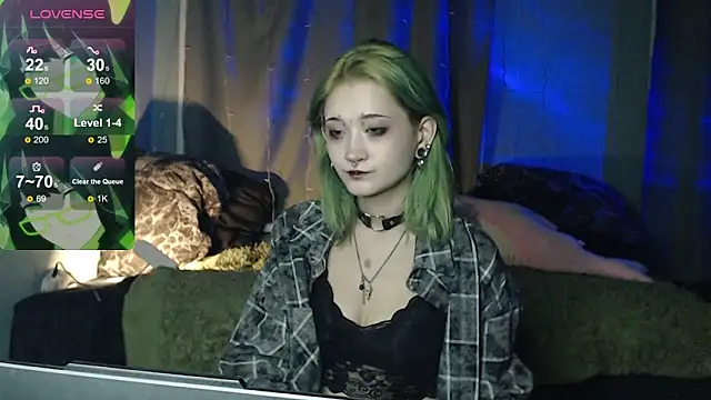 Snapshot of Milten-Trish chatting on January 12, 2026, 2:50 am Milten-Trish online show from January 12, 2026, 2:50 am