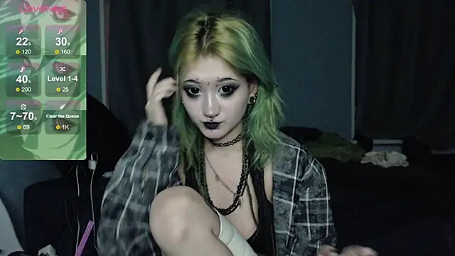 Snapshot of Milten-Trish chatting on February 16, 2026, 2:51 am Milten-Trish online show from February 16, 2026, 2:51 am