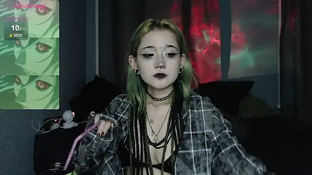 Snapshot of Milten-Trish chatting on February 25, 2026, 7:34 pm Milten-Trish online show from February 25, 2026, 7:34 pm