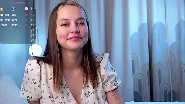 FalineDowlen online show from December 18, 2024, 1:26 am