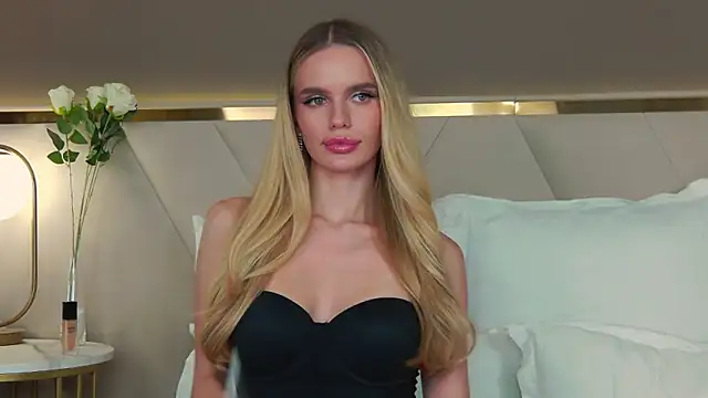 KristinaMaers online show from December 1, 2025, 12:04 am