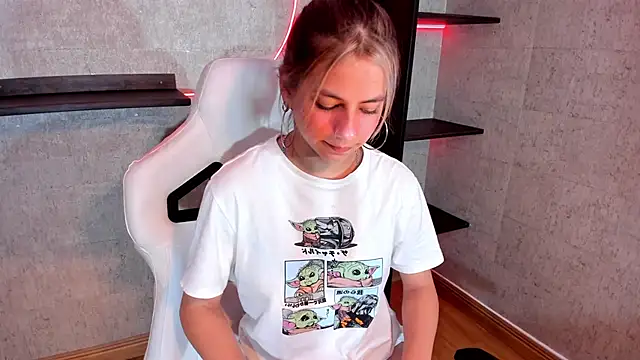 ArtemisaBlake online show from January 6, 2025, 9:22 pm