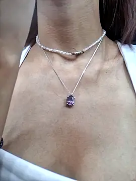 Snapshot of Jazmin-Cerezita chatting on March 5, 2026, 11:56 pm Jazmin-Cerezita online show from March 5, 2026, 11:56 pm