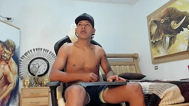 mr stiven  online show from March 29, 2026, 2:55 am