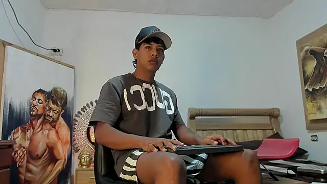 mr stiven  online show from April 5, 2026, 2:53 am