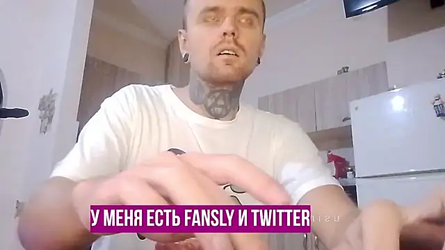 Snapshot of HappyZebra13 chatting on January 5, 2025, 9:57 pm HappyZebra13 online show from January 5, 2025, 9:57 pm