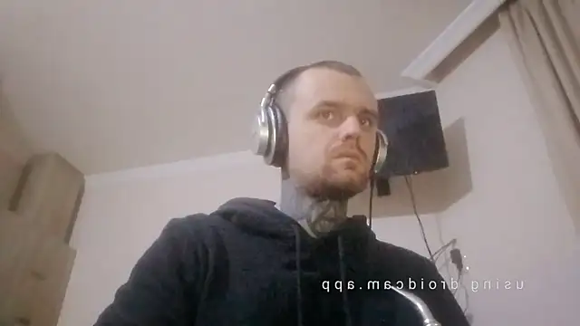 Snapshot of HappyZebra13 chatting on January 9, 2025, 6:04 pm HappyZebra13 online show from January 9, 2025, 6:04 pm