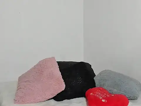 Snapshot of Liah_ferrer chatting on February 8, 2026, 6:44 pm Liah ferrer online show from February 8, 2026, 6:44 pm