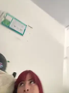 Snapshot of Liah_ferrer chatting on February 22, 2026, 6:39 pm Liah ferrer online show from February 22, 2026, 6:39 pm