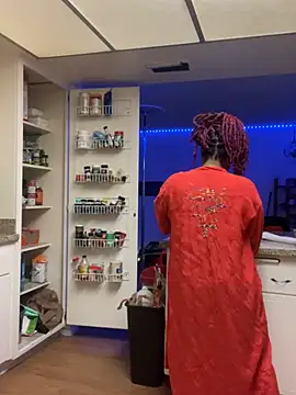 Asthetixx online show from December 14, 2024, 5:07 am