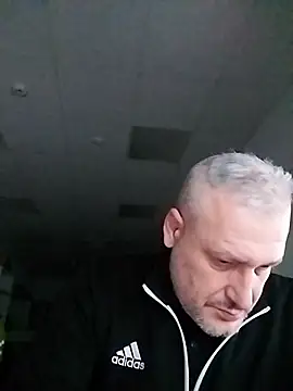 Snapshot of Husoban chatting on January 9, 2026, 6:21 pm Husoban online show from January 9, 2026, 6:21 pm