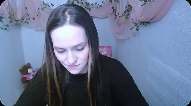 Snapshot of Lina_Star_S chatting on December 16, 2024, 6:53 am Lina Star S online show from December 16, 2024, 6:53 am