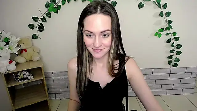 Snapshot of Lina_Star_S chatting on January 24, 2025, 10:00 am Lina Star S online show from January 24, 2025, 10:00 am