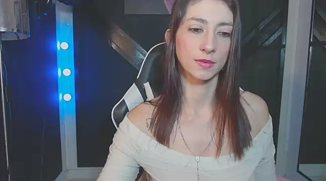 aitana ag online show from March 18, 2025, 3:31 pm