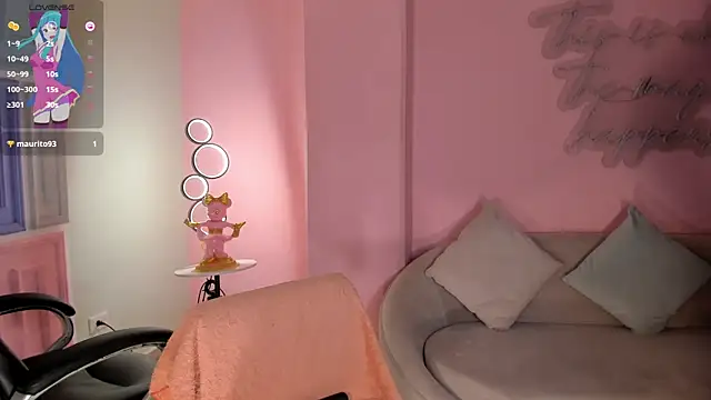 Snapshot of IsabelBornner chatting on November 2, 2025, 5:26 pm IsabelBornner online show from November 2, 2025, 5:26 pm