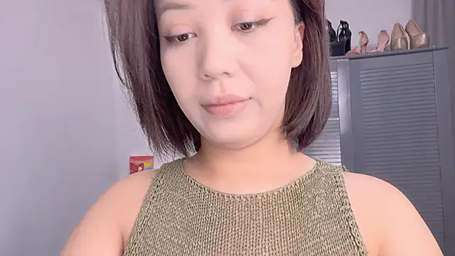 Snapshot of PurrrfectMiko chatting on January 14, 2026, 3:34 am PurrrfectMiko online show from January 14, 2026, 3:34 am