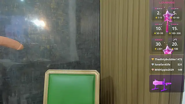 Snapshot of violett_collins_ chatting on January 25, 2025, 10:50 pm violett collins online show from January 25, 2025, 10:50 pm