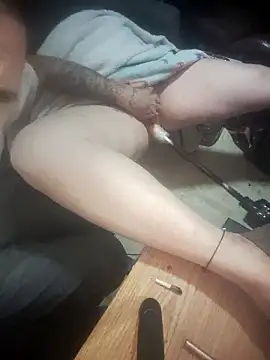 Snapshot of DaddyDifferent chatting on January 10, 2026, 11:34 am DaddyDifferent online show from January 10, 2026, 11:34 am