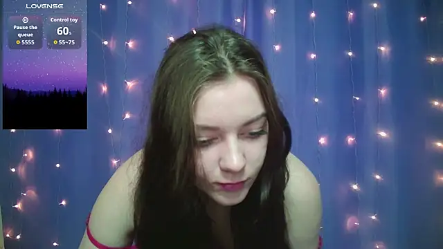 Snapshot of Lana__Cute_ chatting on December 18, 2025, 9:04 am Lana Cute online show from December 18, 2025, 9:04 am
