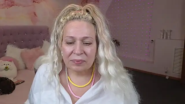 Snapshot of Penelope_Pinky chatting on January 23, 2025, 4:59 pm Penelope Pinky online show from January 23, 2025, 4:59 pm